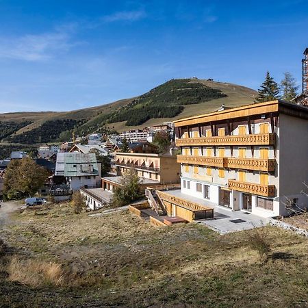 Terresens - Hotel Escapade Alpe d'Huez Exterior foto